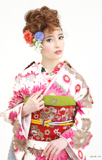 成人式の髪型でアップスタイルがおすすめ ヘアアレンジ方法を紹介 春夏秋冬トレンド情報ピポパ発信局