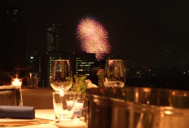 神奈川新聞花火大会2014をレストランで見よう！花火が見えるレ…