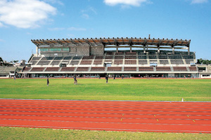 沖縄市コザ運動公園陸上競技場