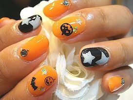 オレンジ色のハロウィンネイル１