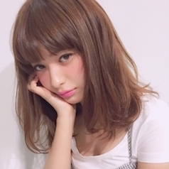秋のミディアムの髪型2020！レディースの流行やヘアアレンジ方…