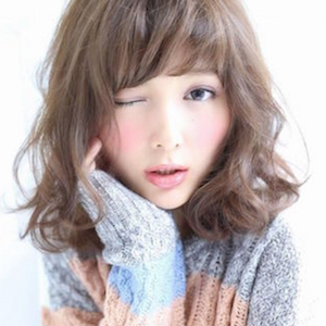 冬のミディアムの髪型2020！レディースに人気なヘアアレンジ方…