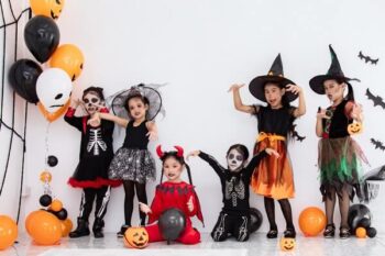 ハロウィンの手作りの衣装(子供用)！魔女のマントや帽子、猫耳や…