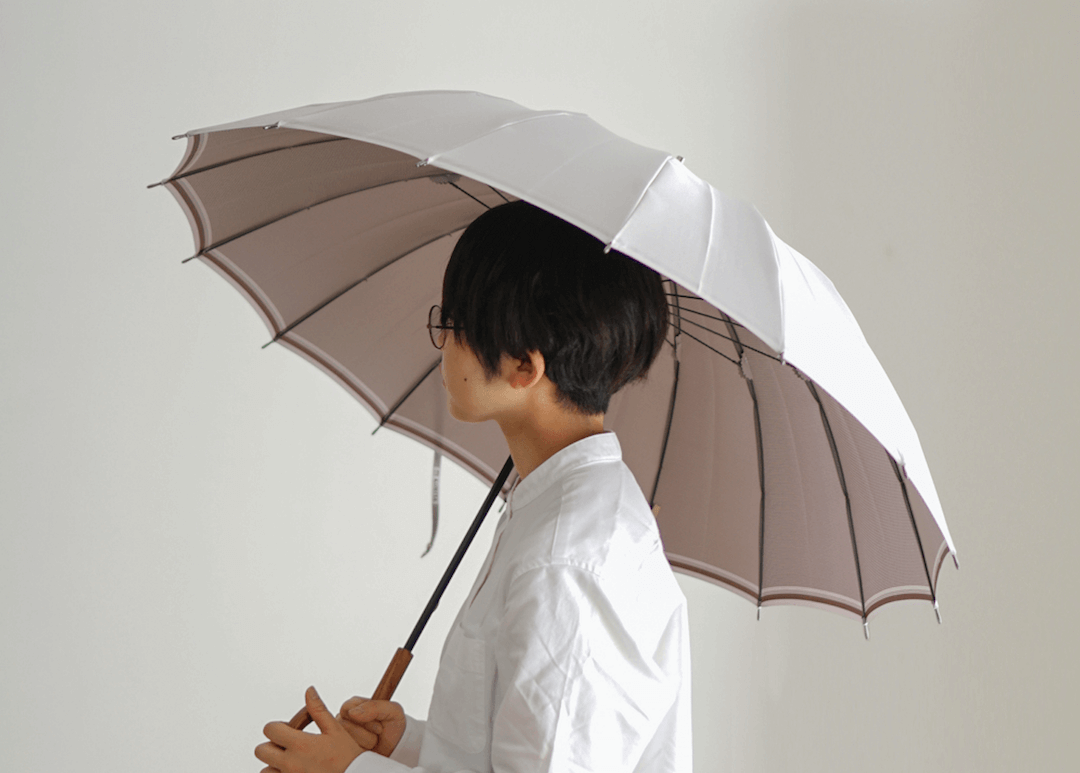 傘で人気のブランド2023(レディース編)！セリーヌなどのおしゃれな傘を紹介！