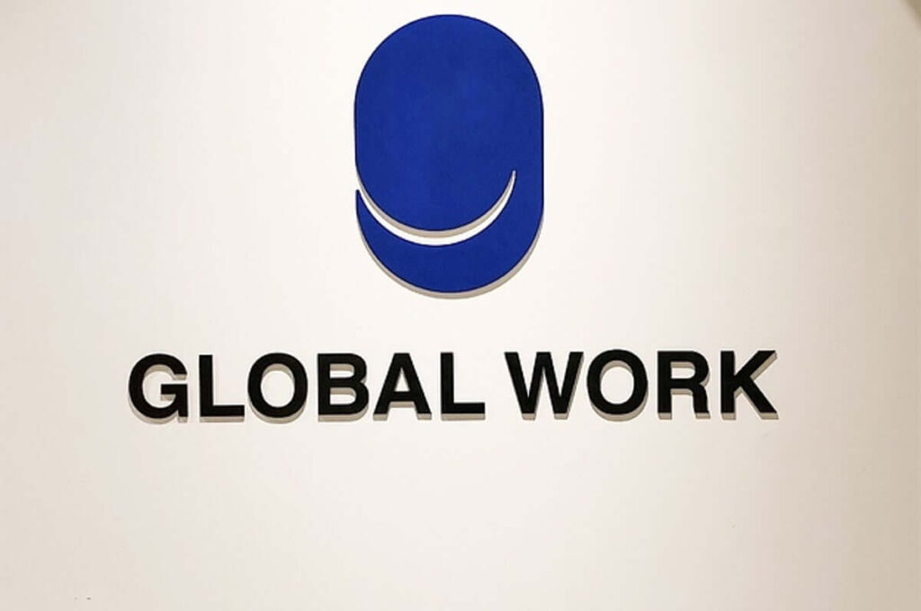 GLOBAL WORKのブランドロゴ